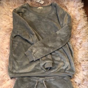 Wet seal Matching co- ord soft fur pj set